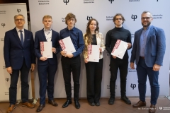 2024-12-04-Ceremonia-wręczenia-dyplomów-stypendiów-fundowanych-przez-pracodawców-fot-Dariusz-Piekut