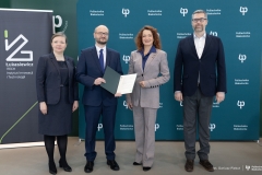 2025-01-16-Umowa-o-współpracy-PB-z-Siecią-Badawczą-Łukasiewicz-fot-Dariusz-Piekut