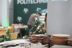 2025-11-28-Przystrajanie-bombek-w-CNK -fot-Jerzy-Doroszkiewicz-PB