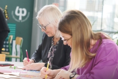 2025-11-28-Przystrajanie-bombek-w-CNK -fot-Jerzy-Doroszkiewicz-PB