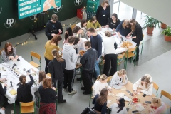 2025-11-28-Przystrajanie-bombek-w-CNK -fot-Jerzy-Doroszkiewicz-PB