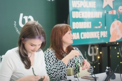 2025-11-28-Przystrajanie-bombek-w-CNK -fot-Jerzy-Doroszkiewicz-PB