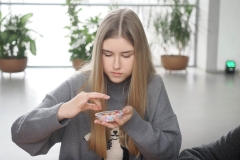 2025-11-28-Przystrajanie-bombek-w-CNK -fot-Jerzy-Doroszkiewicz-PB