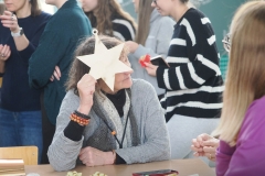 2025-11-28-Przystrajanie-bombek-w-CNK -fot-Jerzy-Doroszkiewicz-PB