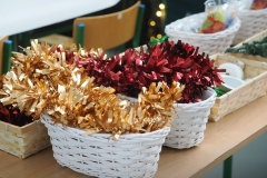 2025-11-28-Przystrajanie-bombek-w-CNK -fot-Jerzy-Doroszkiewicz-PB