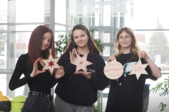 2025-11-28-Przystrajanie-bombek-w-CNK -fot-Jerzy-Doroszkiewicz-PB