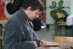 2025-11-28-Przystrajanie-bombek-w-CNK -fot-Jerzy-Doroszkiewicz-PB