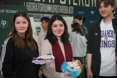 2025-11-28-Przystrajanie-bombek-w-CNK -fot-Jerzy-Doroszkiewicz-PB