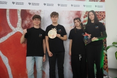 2025-11-28-Przystrajanie-bombek-w-CNK -fot-Jerzy-Doroszkiewicz-PB