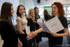 2024-05-16-Wręczenie-podziękowań-najlepszym-studentom-fot-Dariusz-Piekut