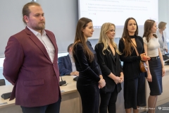 2024-05-16-Wręczenie-podziękowań-najlepszym-studentom-fot-Dariusz-Piekut