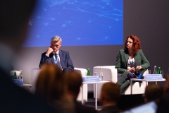 Rektor-w-panelu-Edukacja-w-czasach-czwartej-rewolucji-przemyslowej-Podlaskiego-Forum-Ekonomicznego-2022-fot.-Pawel-Jankowski-9
