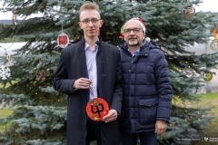 2024-12-06-Ubieranie-choinki-fot-Dariusz-Piekut