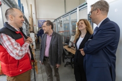 Signing agreement with TRUMPF Huettinger_photo by Dariusz Piekut