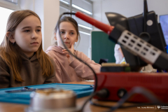 2026-03-24-WE-warsztaty-Technologie-kosmiczne-dla-początkujących-SPwBiałowieży-fot-Iryna-Mikhno-PB