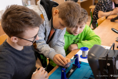 2026-03-24-WE-warsztaty-Technologie-kosmiczne-dla-początkujących-SPwBiałowieży-fot-Iryna-Mikhno-PB