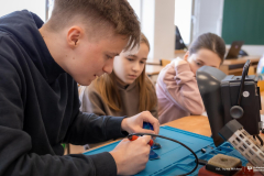 2026-03-24-WE-warsztaty-Technologie-kosmiczne-dla-początkujących-SPwBiałowieży-fot-Iryna-Mikhno-PB