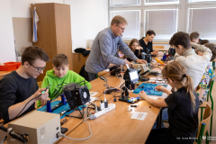 2026-03-24-WE-warsztaty-Technologie-kosmiczne-dla-początkujących-SPwBiałowieży-fot-Iryna-Mikhno-PB