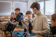 2026-03-24-WE-warsztaty-Technologie-kosmiczne-dla-początkujących-SPwBiałowieży-fot-Iryna-Mikhno-PB