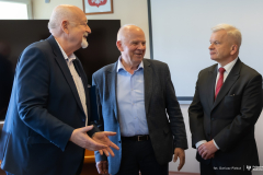 2026-03-17-Wizyta-Marszałka-i-Wiceprezydenta-oraz-przedstawicieli-przemysłu-na-WBINŚ-fot-Dariusz-Piekut-PB