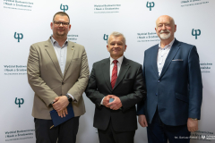 2026-03-17-Wizyta-Marszałka-i-Wiceprezydenta-oraz-przedstawicieli-przemysłu-na-WBINŚ-fot-Dariusz-Piekut-PB