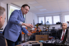 2026-03-17-Wizyta-Marszałka-i-Wiceprezydenta-oraz-przedstawicieli-przemysłu-na-WBINŚ-fot-Dariusz-Piekut-PB