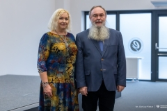 2024-11-28-It-is-English-fot-Dariusz-Piekut