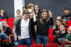 2024-11-28-It-is-English-fot-Dariusz-Piekut