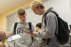 025-03-27-Targi-edukacyjne-w-Augustowie-fot-Dariusz-Piekut-PB