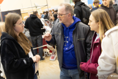 025-03-27-Targi-edukacyjne-w-Augustowie-fot-Dariusz-Piekut-PB