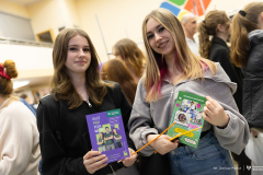 025-03-27-Targi-edukacyjne-w-Augustowie-fot-Dariusz-Piekut-PB