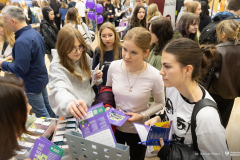 025-03-27-Targi-edukacyjne-w-Augustowie-fot-Dariusz-Piekut-PB